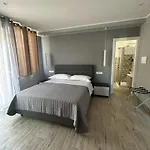 Marea B&B 밀라초