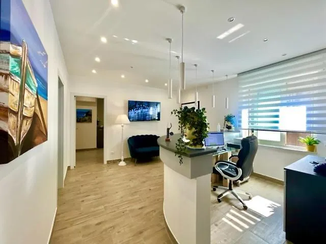 Marea 4* מילאצו